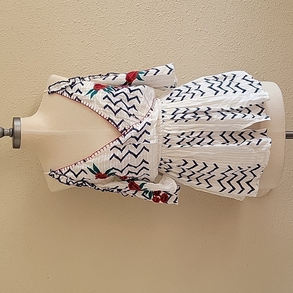 𝅺crazy Train Embroided Blouse - Picture 1 of 7